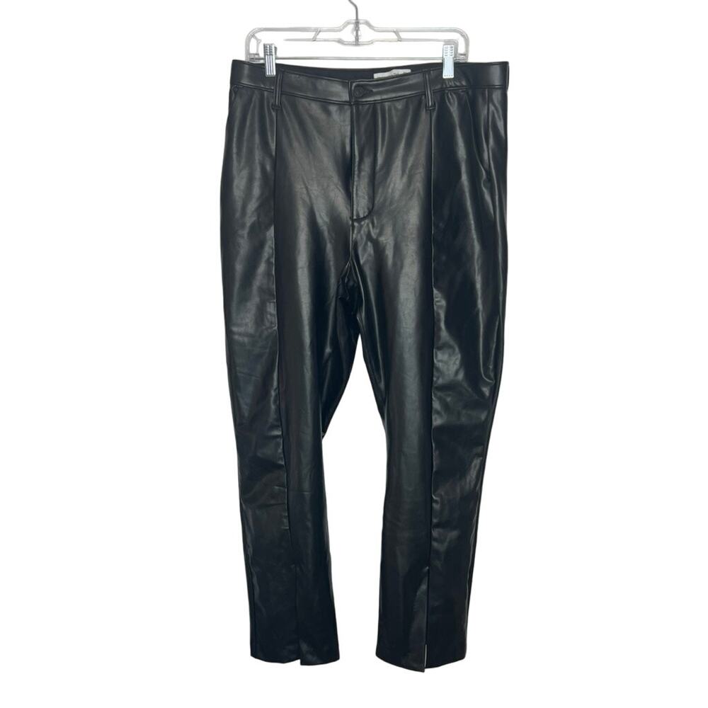 NWT Abercrombie & Fitch Black Ultra High Rise Faux Leather Straight Pants 16